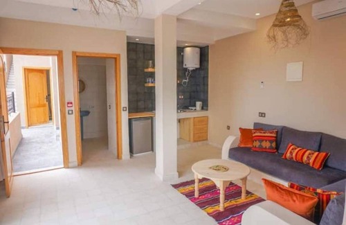 Swiss City Apartment | Cozy Apartment with Sea View, Perfect for Families