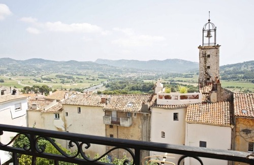 La Cadiere-d'Azur Apartment | Beautiful Duplex Apartment with Terrace & Panoramic Views