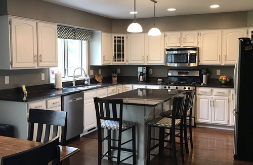 Oshkosh House | Top-Rated Three-Bedroom Home with Pool for EAA AirVenture