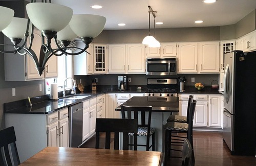 Oshkosh House | Top-Rated Three-Bedroom Home with Pool for EAA AirVenture
