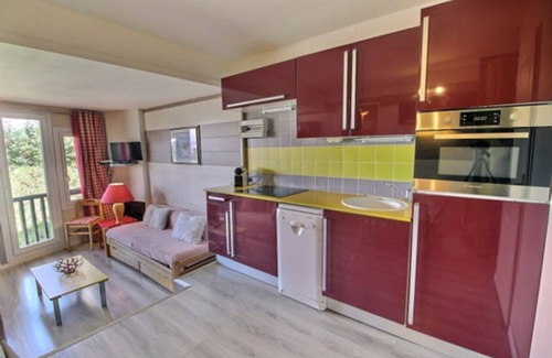 Avoriaz Apartment | Family-Friendly Retreat with Lake Views for 6 Guests