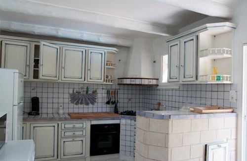 Barjac House | Beautiful Ocean View House with Pool and Guest Rated 9.8
