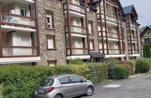 Saint-Mamet Apartment | Quiet & Secure Apartment Steps from the Terminals
