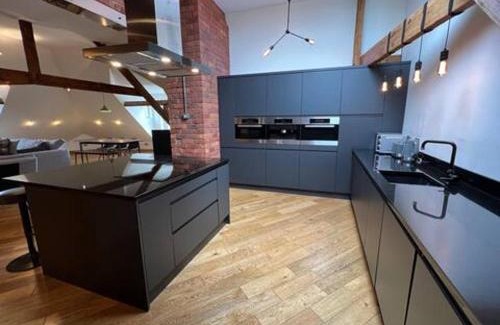 Heaton Apartment | Child-Friendly 2 Bedroom Flat with Perfect Guest Rating