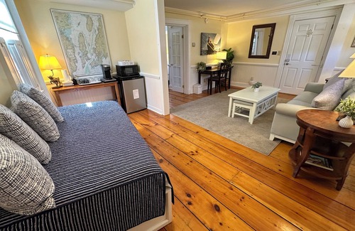 Newport Hotel | Elegant Boutique Hotel in Newport, RI - Guest Rated 10/10