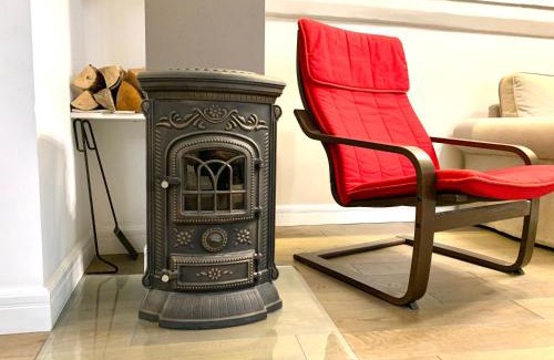 Old Town Apartment | Discover Very Vilnius on Pilies Street - Family-Friendly Stay