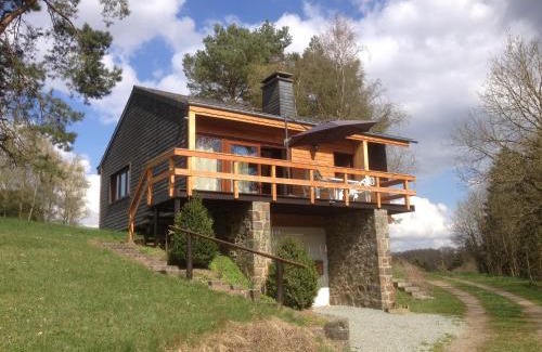Forrieres Ski Chalet | Cozy Chalet Retreat - Highly Rated & Family-Friendly Stay