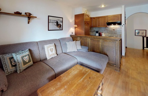 Sankt Moritz-Bad Apartment | Perfectly Located Apartment House Near Park-Salet, 9.4/10