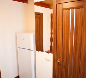 Sukhinovka House | Vesela Sadyba: Guest Rated 9/10 with Hot Tub & Breakfast