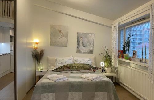 Lahti Apartment | Experience VesiLahti RoofLevel Apartment with Spa & Pet-Friendly