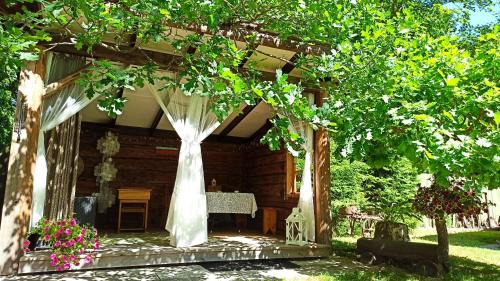 Rahtla House | Veski Aida Holiday Home: Family-Friendly with Hot Tub