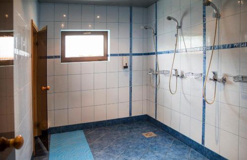 Antsla Hotel | Veski Guesthouse: Pet Friendly with Hot Tub & Breakfast