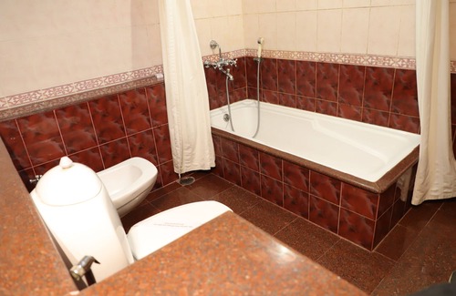 Egmore Hotel | Budget-Friendly Stay at Vestin Park with Pool & Restaurant
