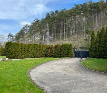 Veszprem House | Explore Veszprémvölgyi Kúria: Family & Pet Friendly Retreat