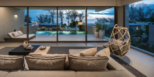 Khok Kloi Villa | Beautiful Veyla Natai Residences with Oceanfront Pool