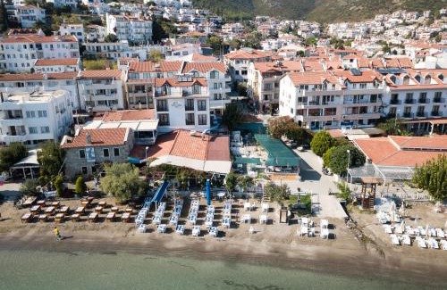 Datca City Center Apartment | Oceanfront Family Retreat at Veziroğlu Apart - 9.3/10 Rated