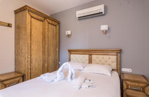 Datca City Center Apartment | Oceanfront Family Retreat at Veziroğlu Apart - 9.3/10 Rated