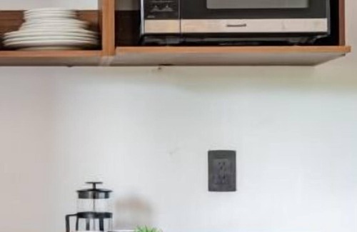 Santa Maria la Ribera Apartment | Cozy 1BR Retreat with Gym & Pet-Friendly Amenities