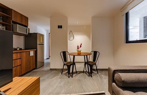 Santa Maria la Ribera Apartment | Cozy Apartment with Private Terrace in StaMa la Ribera