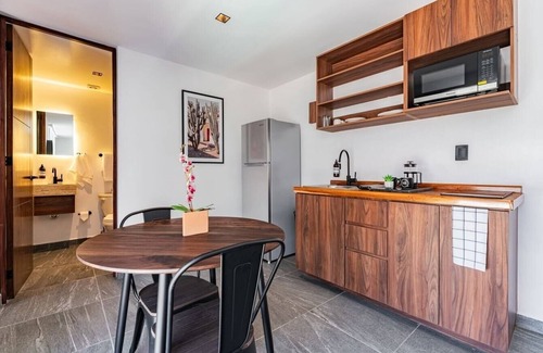 Santa Maria la Ribera Apartment | Awaken in Sta Ma la Ribera | 1BR with Gym Access