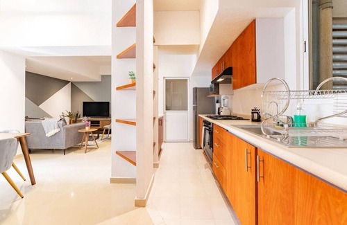 Anahuac Apartment | Modern Apt with Rooftop and Spa in Anáhuac