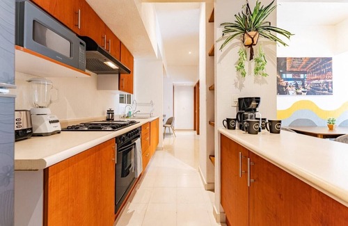 Anahuac Apartment | Modern Apt with Rooftop and Spa in Anáhuac