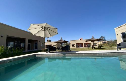 Salta Apartment | Experience Vi Hosting Cabañas Premium with Ocean Views