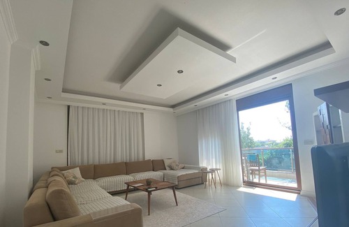Manavgat House | Experience Comfort at Vi̇lla Konforunda 2-1 Dai̇re