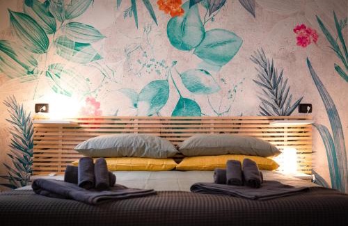 Municipio 1 Apartment | Discover Via Calefati: Family-Friendly Comfort Awaits