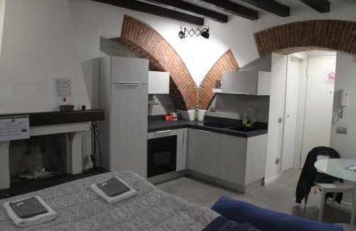 Porta Genova Apartment | Cozy Via Casale - Pet-Friendly Retreat for Every Traveler