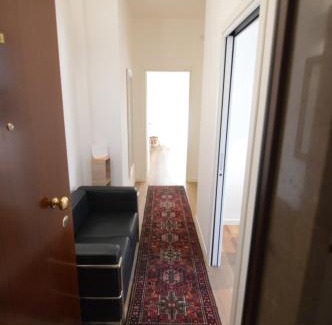 Est Apartment | Exceptional Via Da Velo 8 Apartment - Family & Accessible Stay