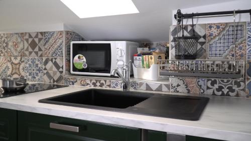 Camogli Apartment | Sea View Attic at Via Garibaldi 75 - Rated 9.3/10!