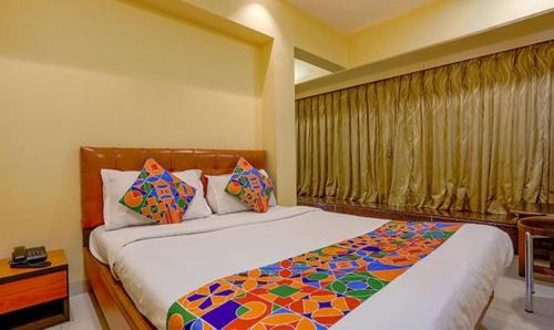 Vile Parle East Hotel | Family-Friendly Stay at FabExpress Jayshree Hotel