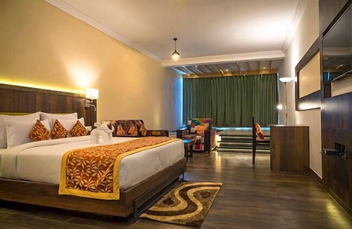 Kumbhalgarh Resort | Inviting Via Lakhela Resort & Spa with Pool and Restaurant