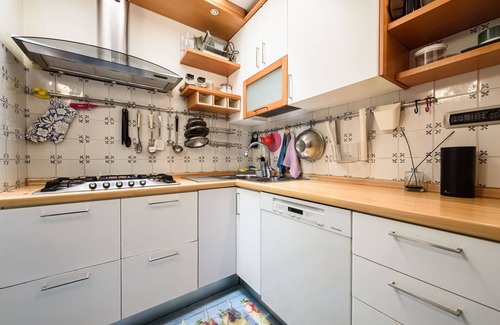 Posillipo Apartment | Family-Friendly Three Bedroom Apartment on Via Posillipo