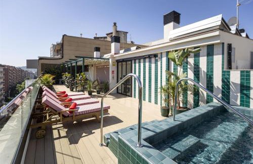 La Nova Esquerra de l'Eixample Hotel | Pet-Friendly Via Sants Hotel Barcelona - A 4-Star Gem