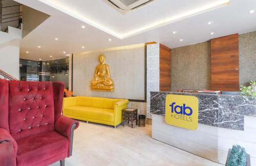 Allahabad Hotel | Budget-Friendly FabHotel Stay Inn I: Pet & Family Welcoming