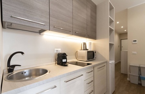 Carrobbio Apartment | Explore Via Torino Apartment 2: Spa & Breakfast Included