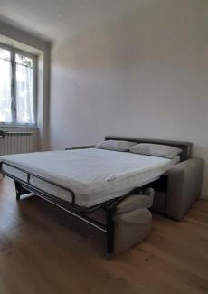 Sturla Apartment | Convenient Viabai Hotel with Private Parking & Family Amenities