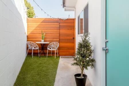 Ladera Heights Apartment | Experience Vibrant Patio Living at Modern Studio Near LAX