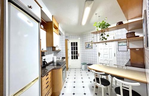 La Coruna Apartment | Family-Friendly Stay at VibesCoruña - Outeiro 274