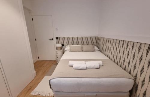 La Coruna Apartment | Discover Child-Friendly Comfort at VibesCoruña-Rubine 20