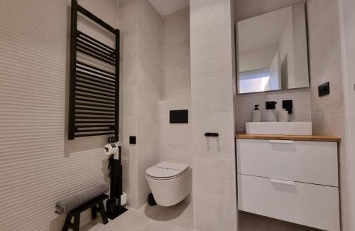 La Coruna Apartment | Discover Child-Friendly Comfort at VibesCoruña-Rubine 20