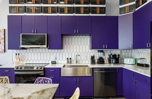 East MLK Apartment | Vibrant 2BR Condo in East Austin