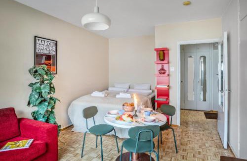 Punavuori Apartment | Vibrant and Central w Netflix, WiFi, 200m tram and bus