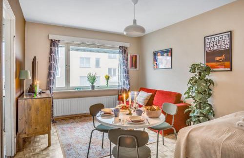 Punavuori Apartment | Vibrant and Central w Netflix, WiFi, 200m tram and bus