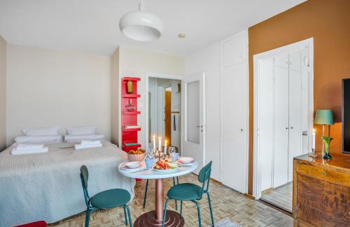 Punavuori Apartment | Vibrant and Central w Netflix, WiFi, 200m tram and bus