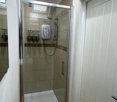 Cathays Apartment | Vibrant Apartments Near City Centre - Rated 9.7 by Guests