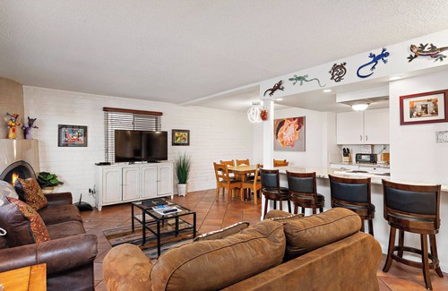 Northeast Santa Fe Hotel | Discover a Relaxing Retreat Steps from Downtown Attractions