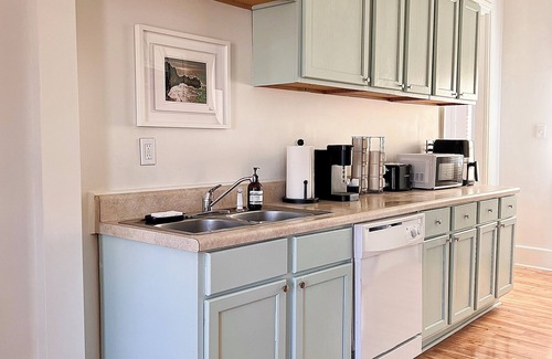 New Pathways Apartment | Historic Downtown Memphis Home with Family-Friendly Amenities